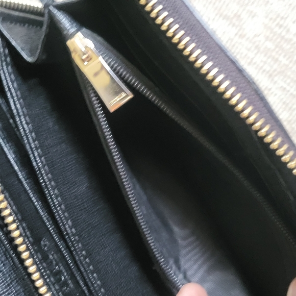 Furla Black and Gold Crossbody Bag with Aftermarket Chain - Picture 13 of 14